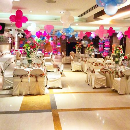 Hotel Gk International Chandigarh Exterior photo