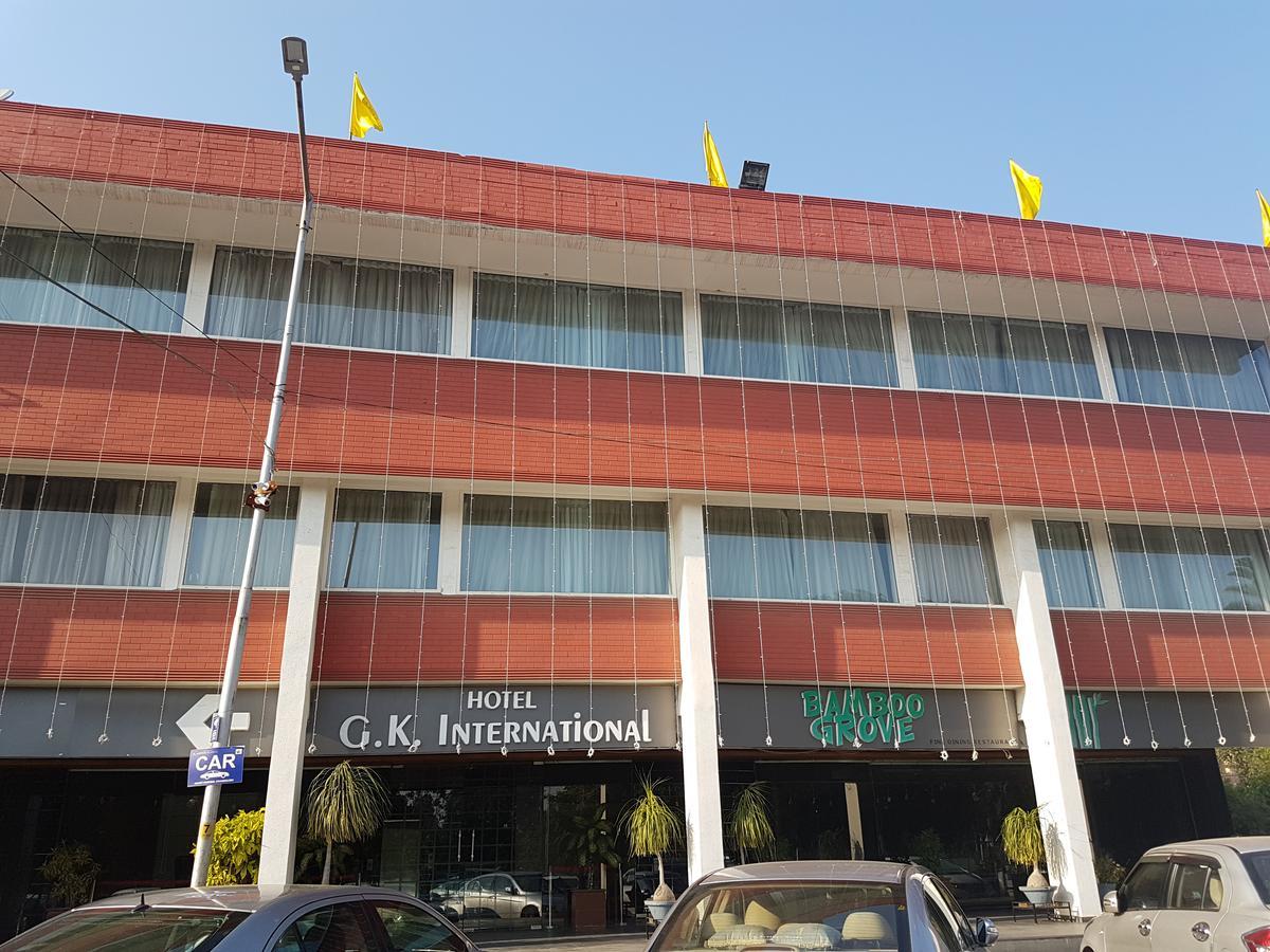 Hotel Gk International Chandigarh Exterior photo