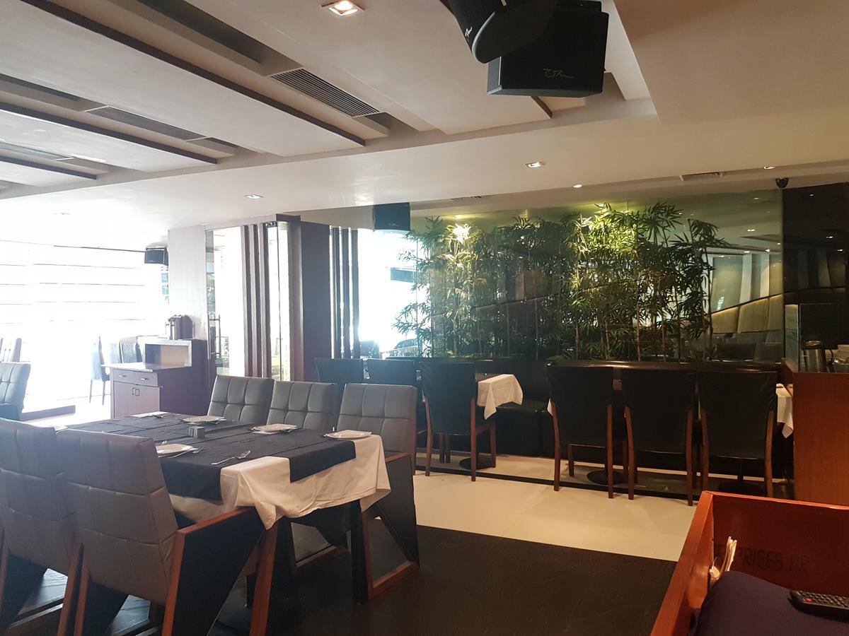 Hotel Gk International Chandigarh Exterior photo
