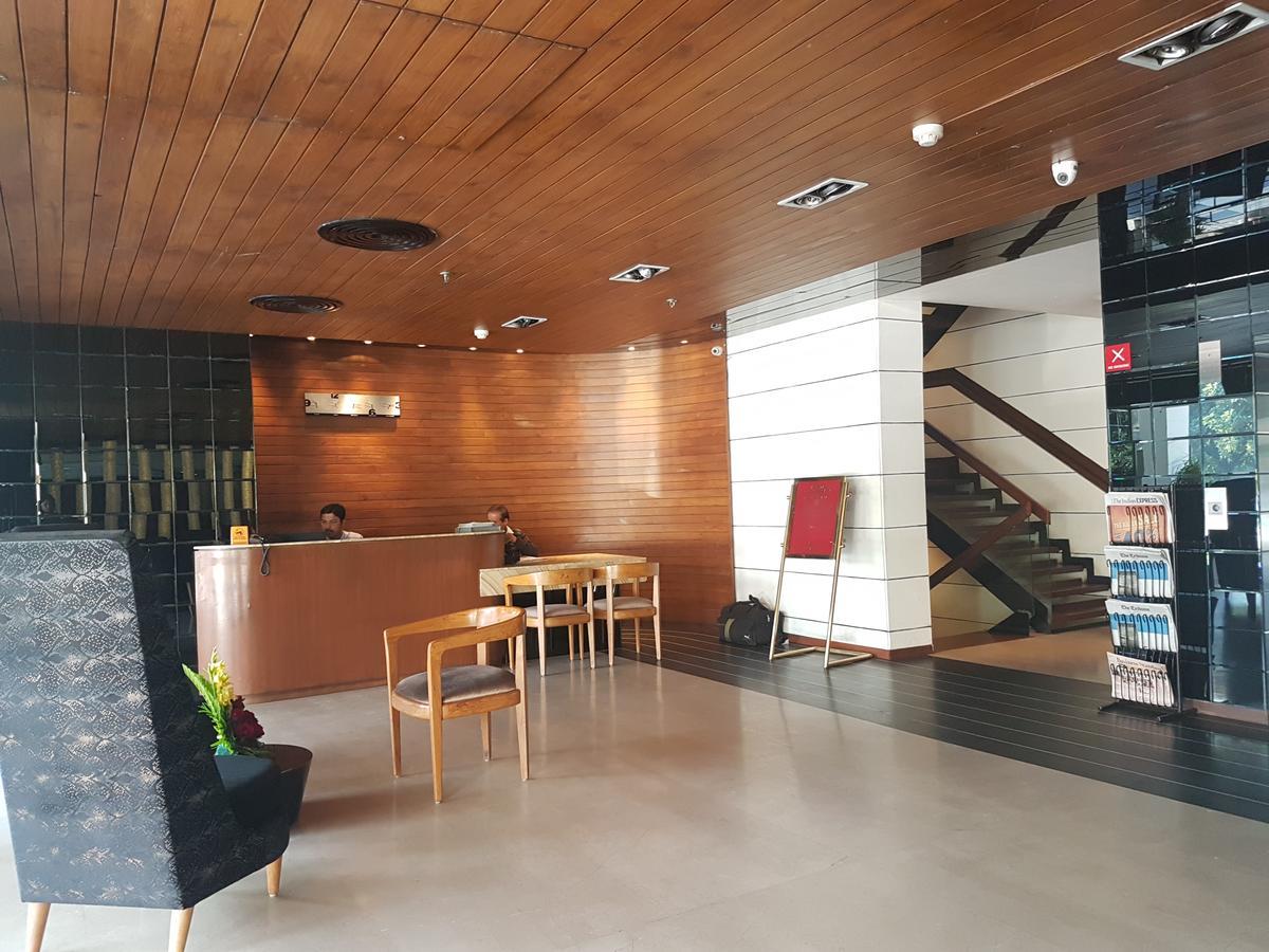 Hotel Gk International Chandigarh Exterior photo