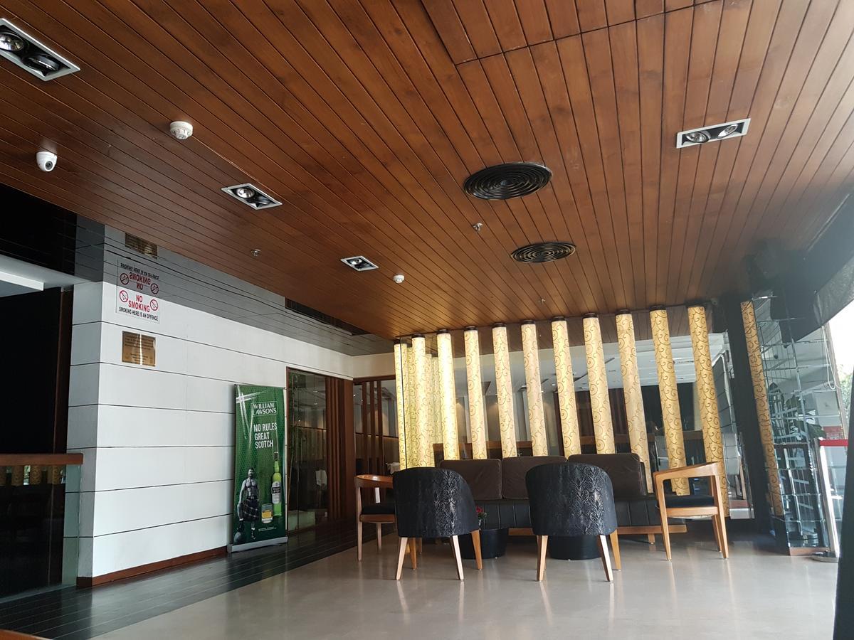 Hotel Gk International Chandigarh Exterior photo