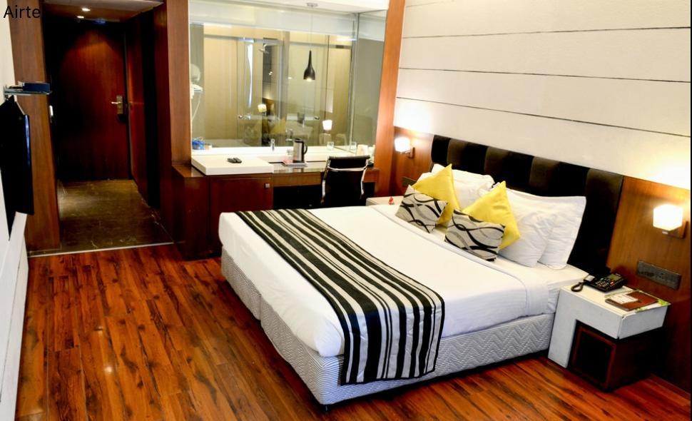 Hotel Gk International Chandigarh Exterior photo